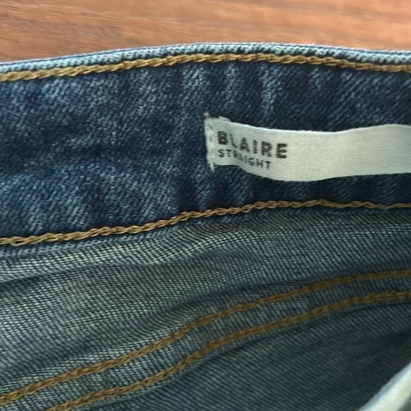 Dear John Blair’s Straight distressed jeans - Picture 8 of 11